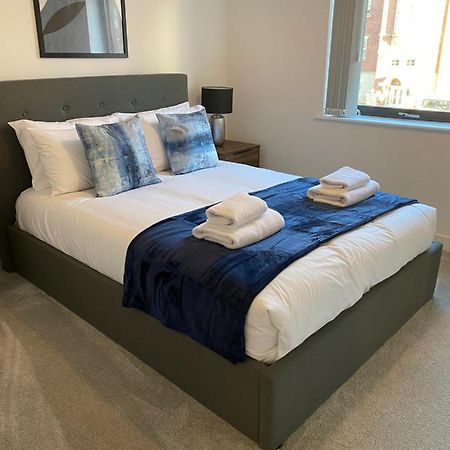 Icona - Brand New City Centre Apartment ヨーク エクステリア 写真