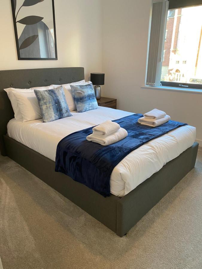 Icona - Brand New City Centre Apartment ヨーク エクステリア 写真